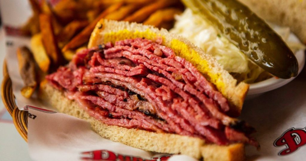 Pourquoi la viande fumée de Montréal ne concerne pas le « ring de fumée »